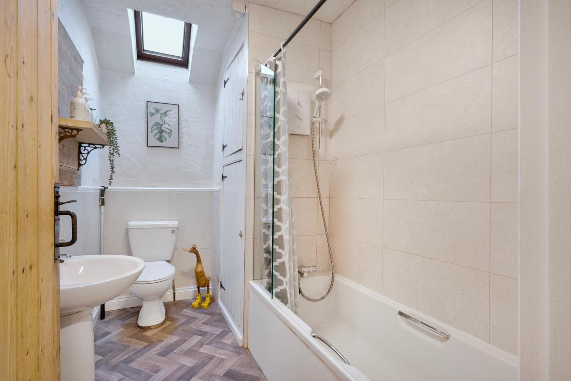 The Gilpin Farmhouse, Lake District Getaway 利文斯 外观 照片
